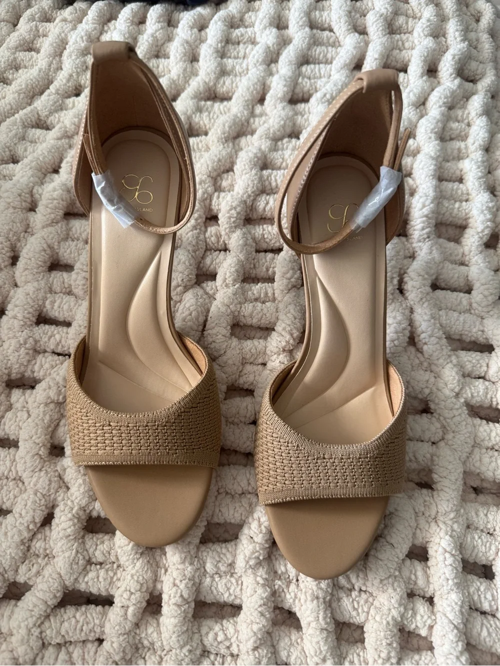 Cosy Island Minimalist Ankle Strap Heeled Sandal
